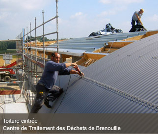 Toiture cintrée - Centre de Traitement des Déchets de Brenouille